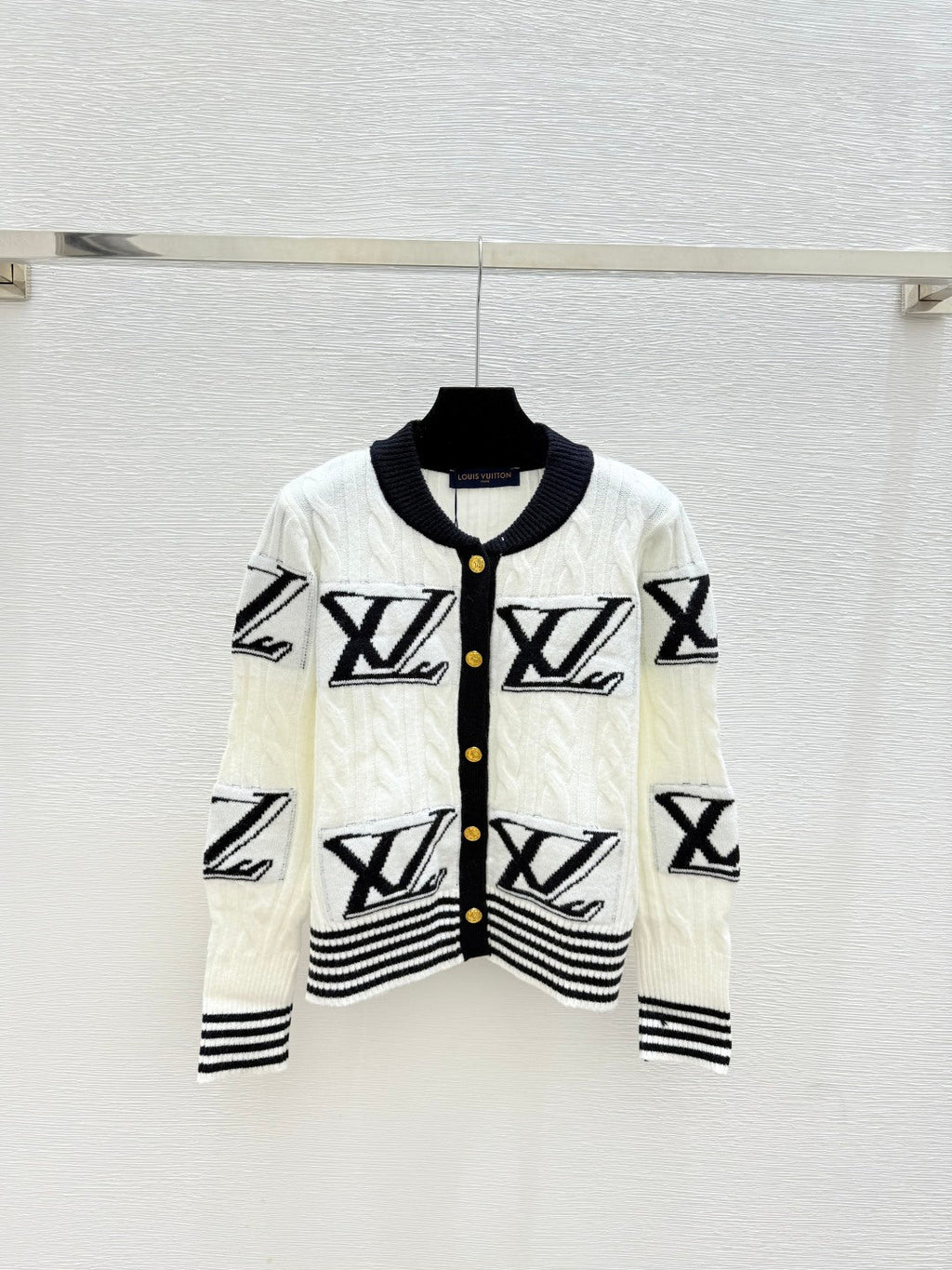 LV 25FW Contrast Color Striped Crewneck Knit Long Sleeve Wool Sweater