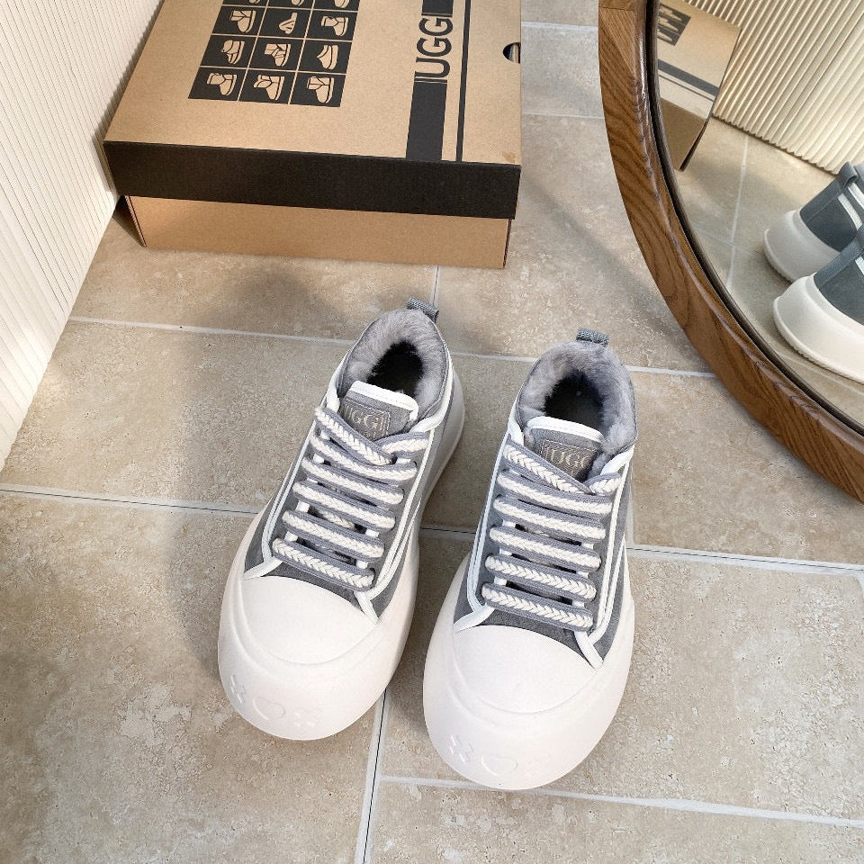 UGG Casual Sports Sneakers Gray White Suede Wool Rubber 512823