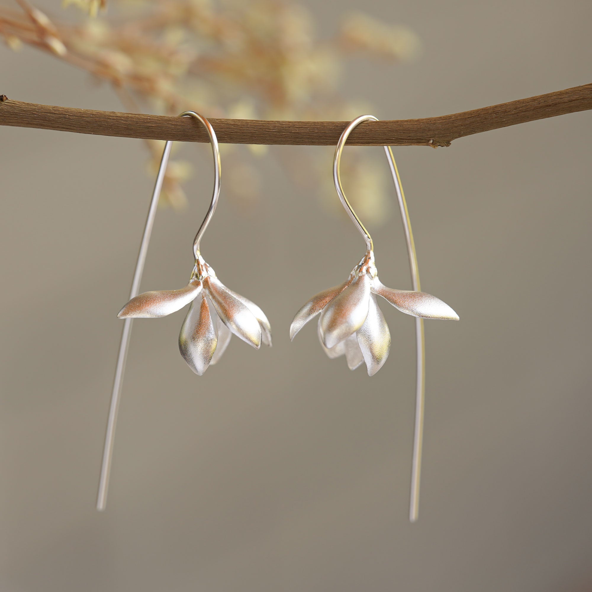 MAGNOLIA FLOWER EARRINGS