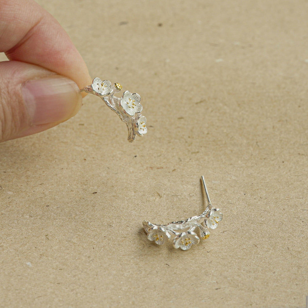 PLUM BLOSSOM FLOWER EARRINGS