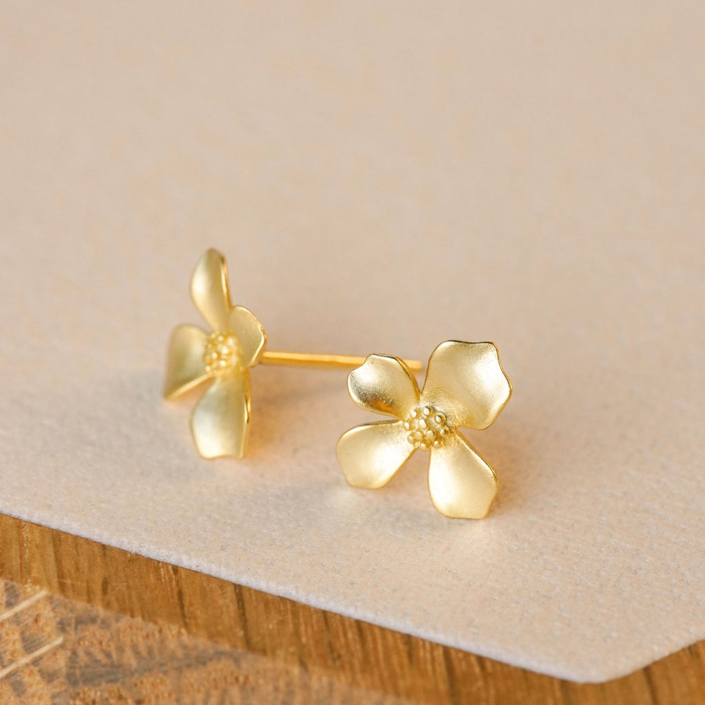 GARDENIA FLOWER EARRINGS