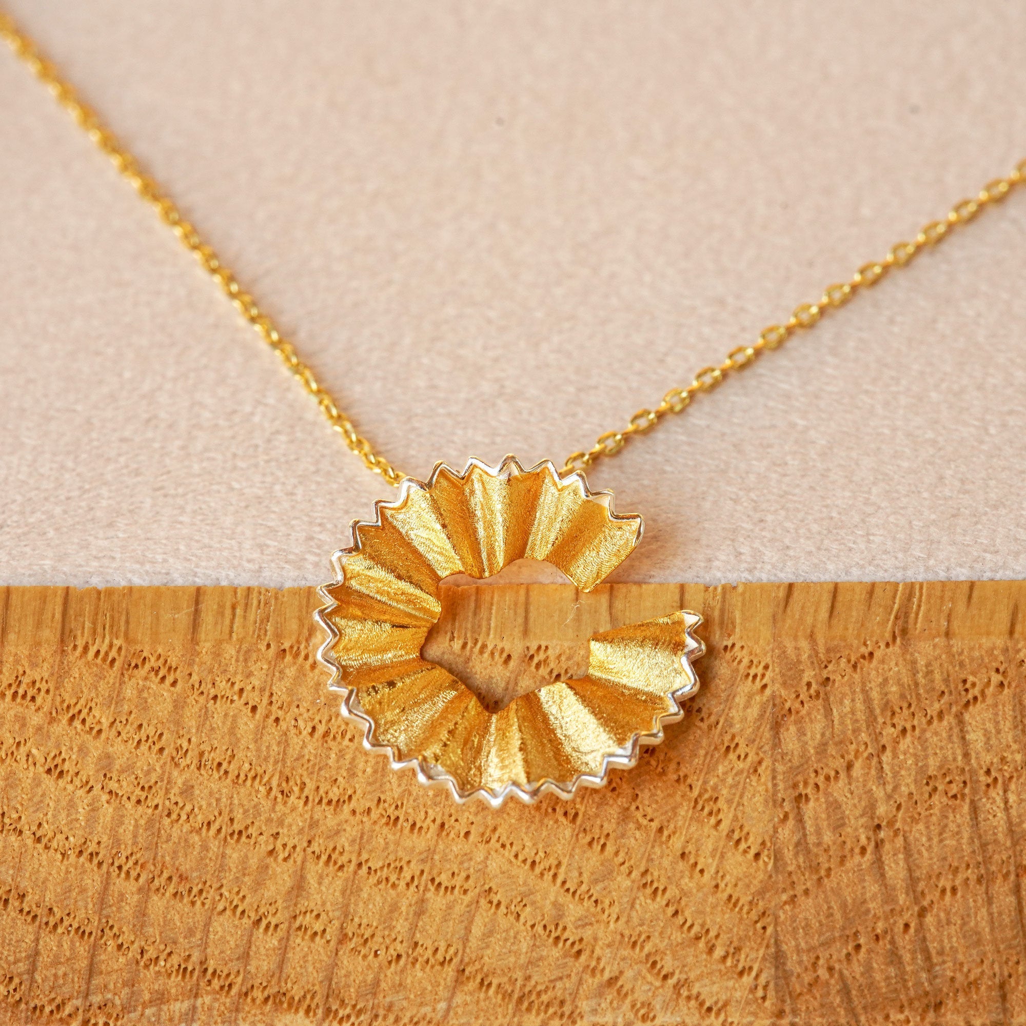 ART PENCIL NECKLACE