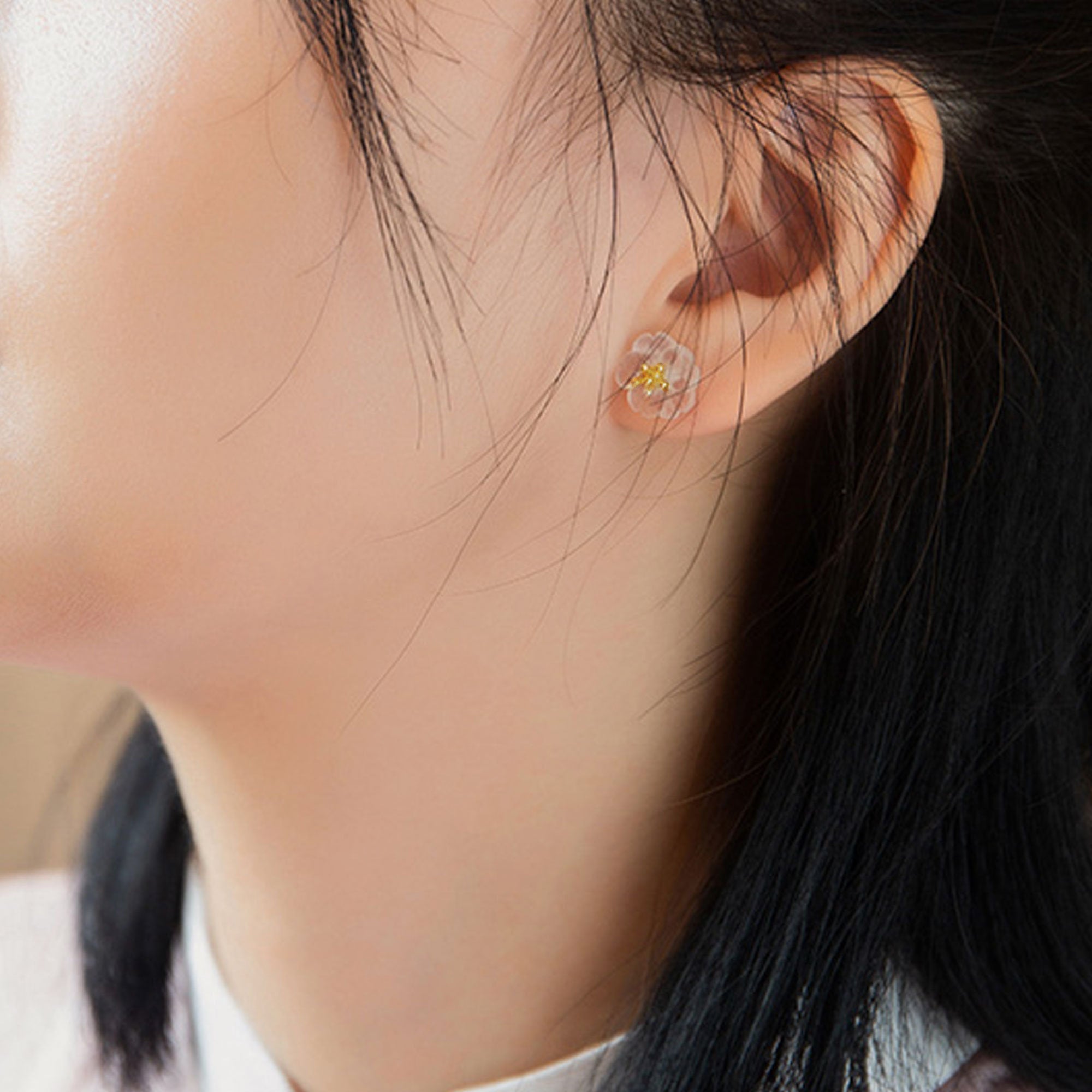 PEAR FLOWER EARRINGS