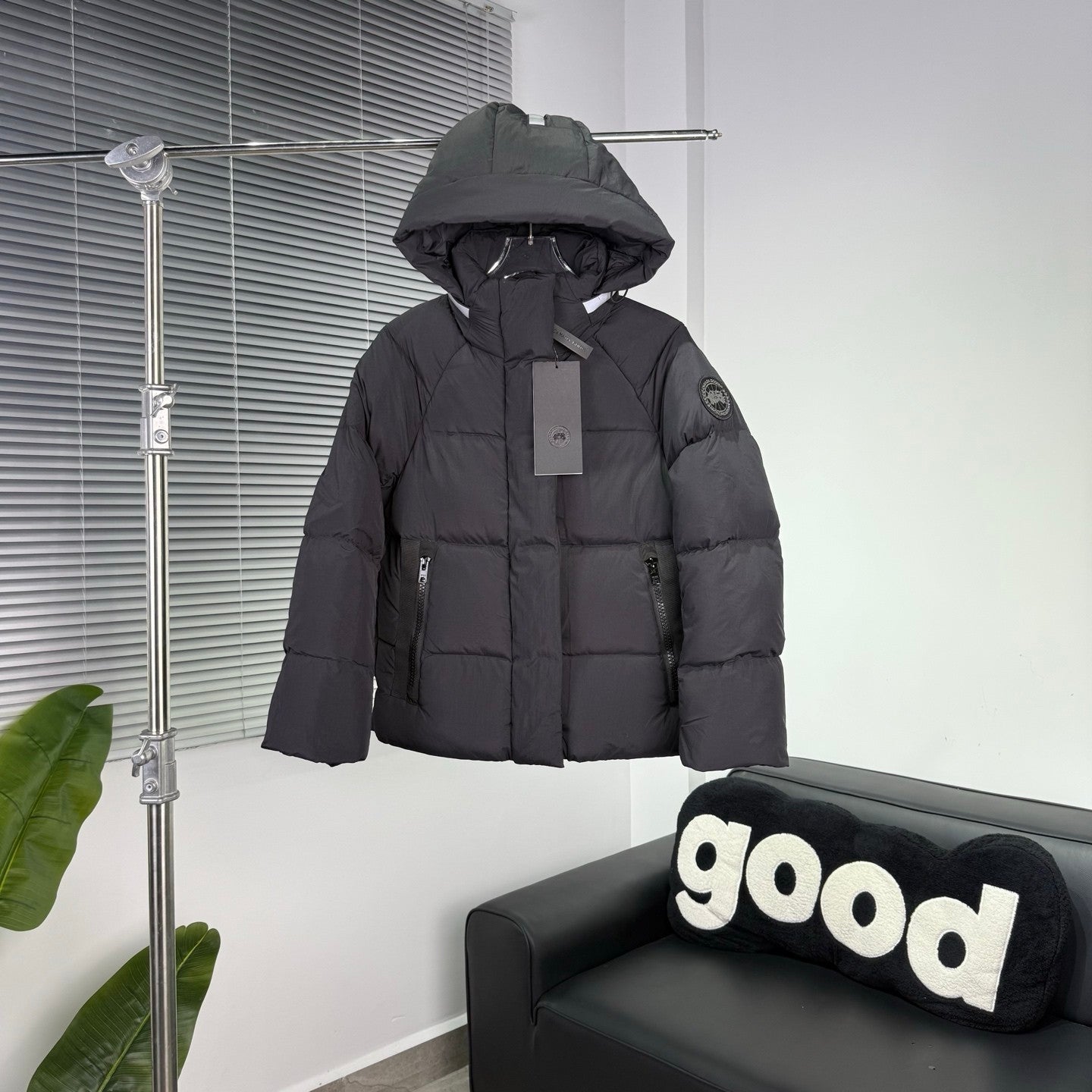 C. Goose Jacket Dark Gray Polyester 0045