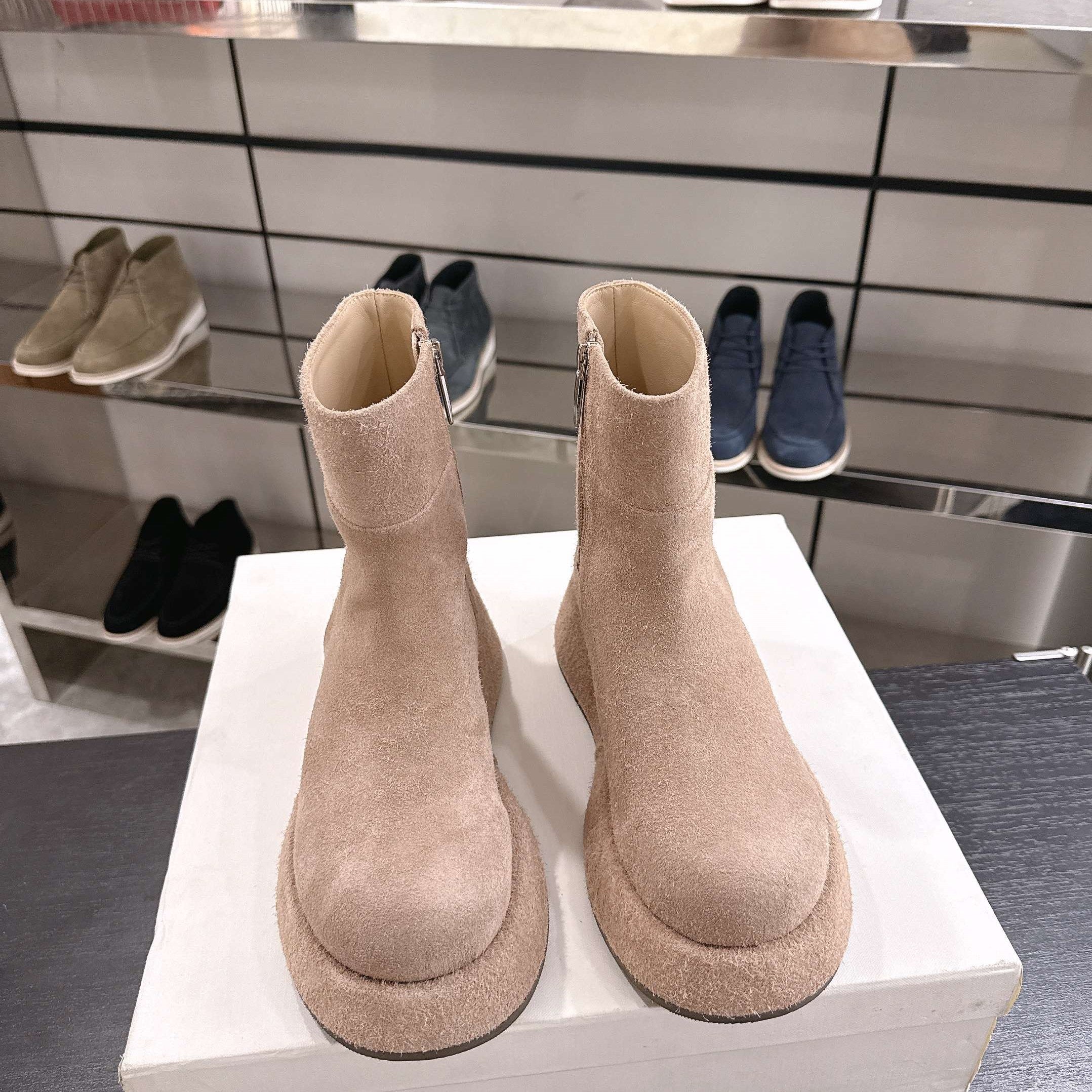 The Row SS2025. Brown Suede Boots 543372