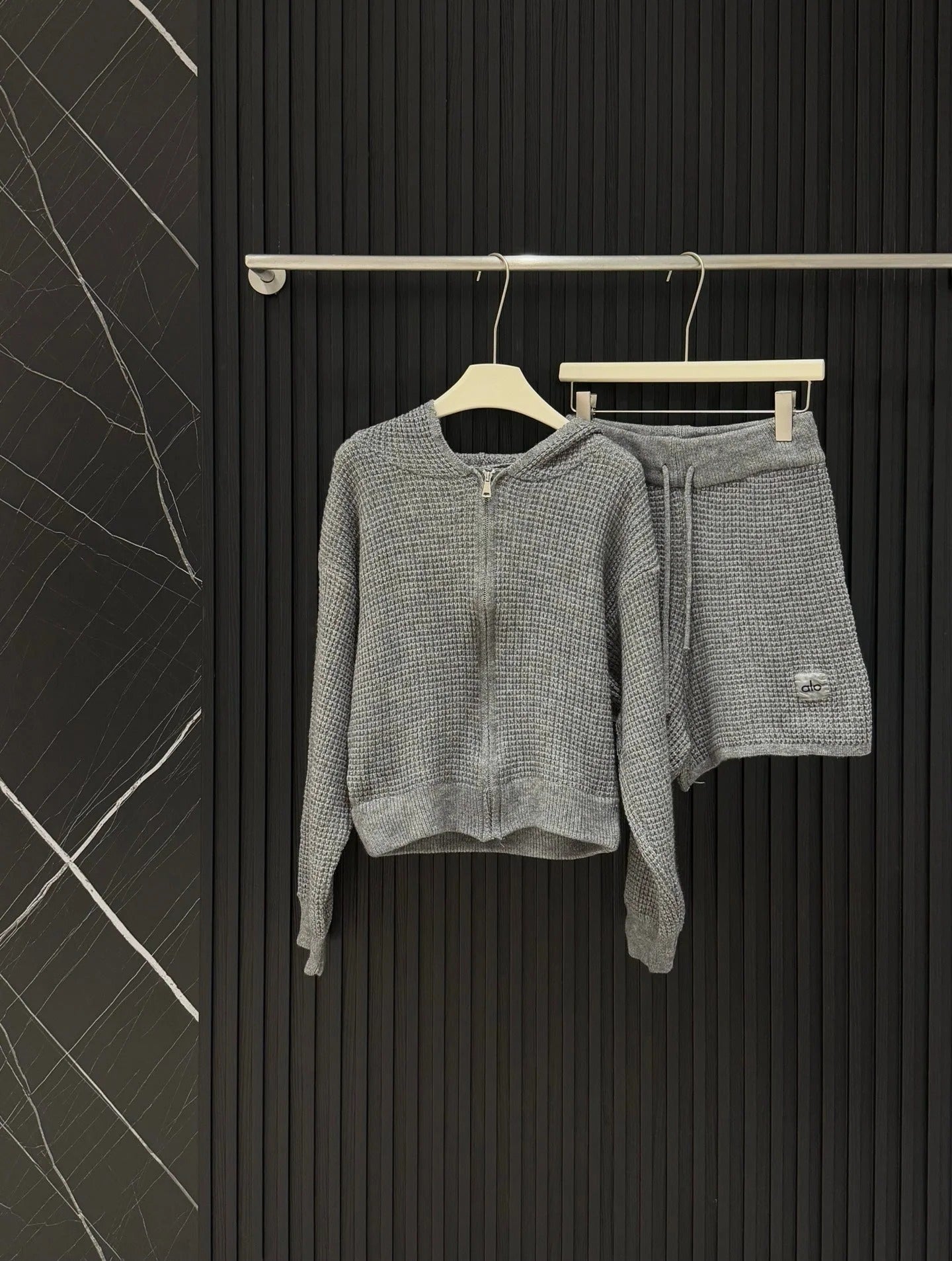 ALO KNIT CARDIGAN &amp; SHORTS SET STYLE 33