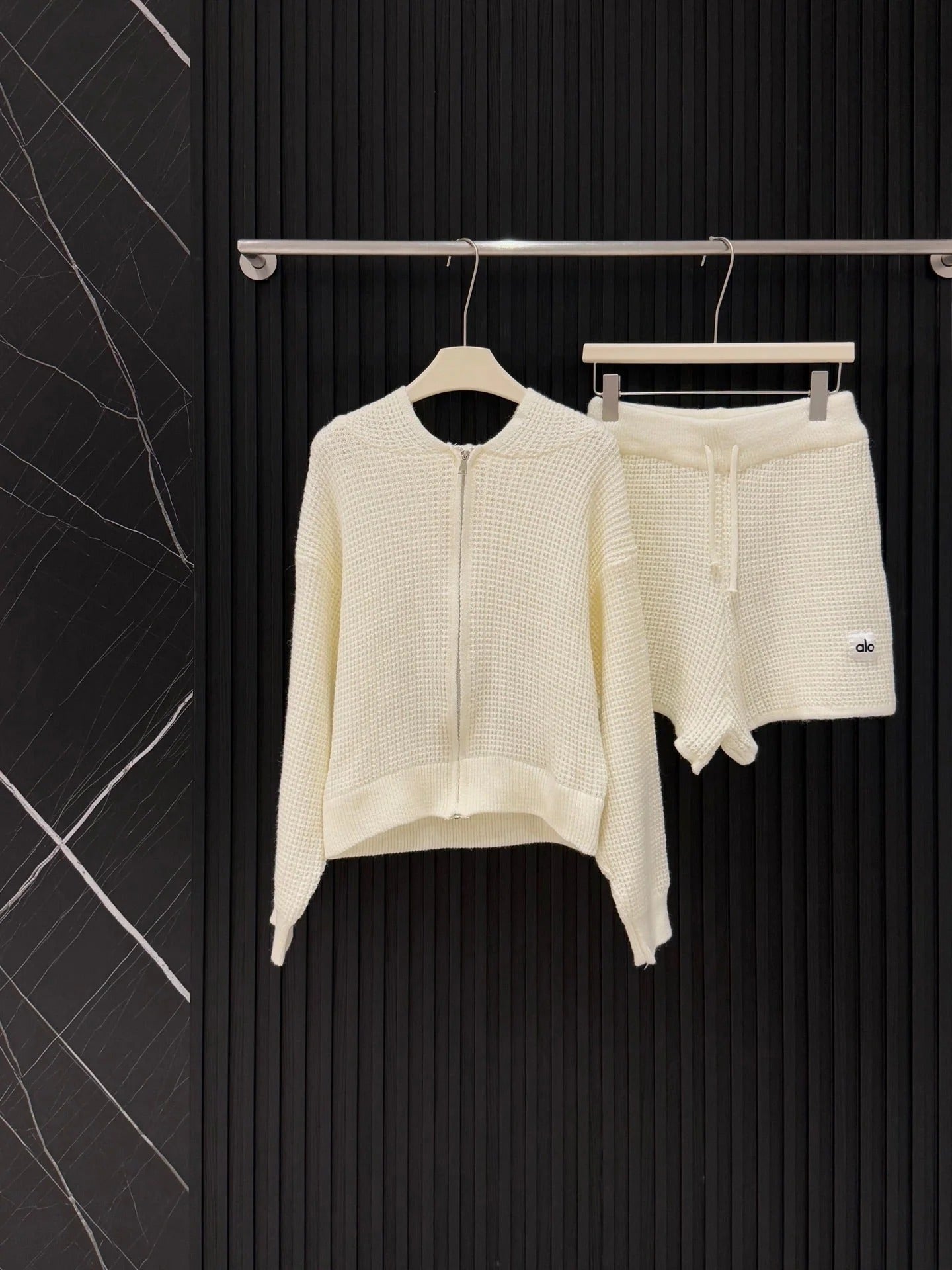 ALO KNIT CARDIGAN &amp; SHORTS SET STYLE 31